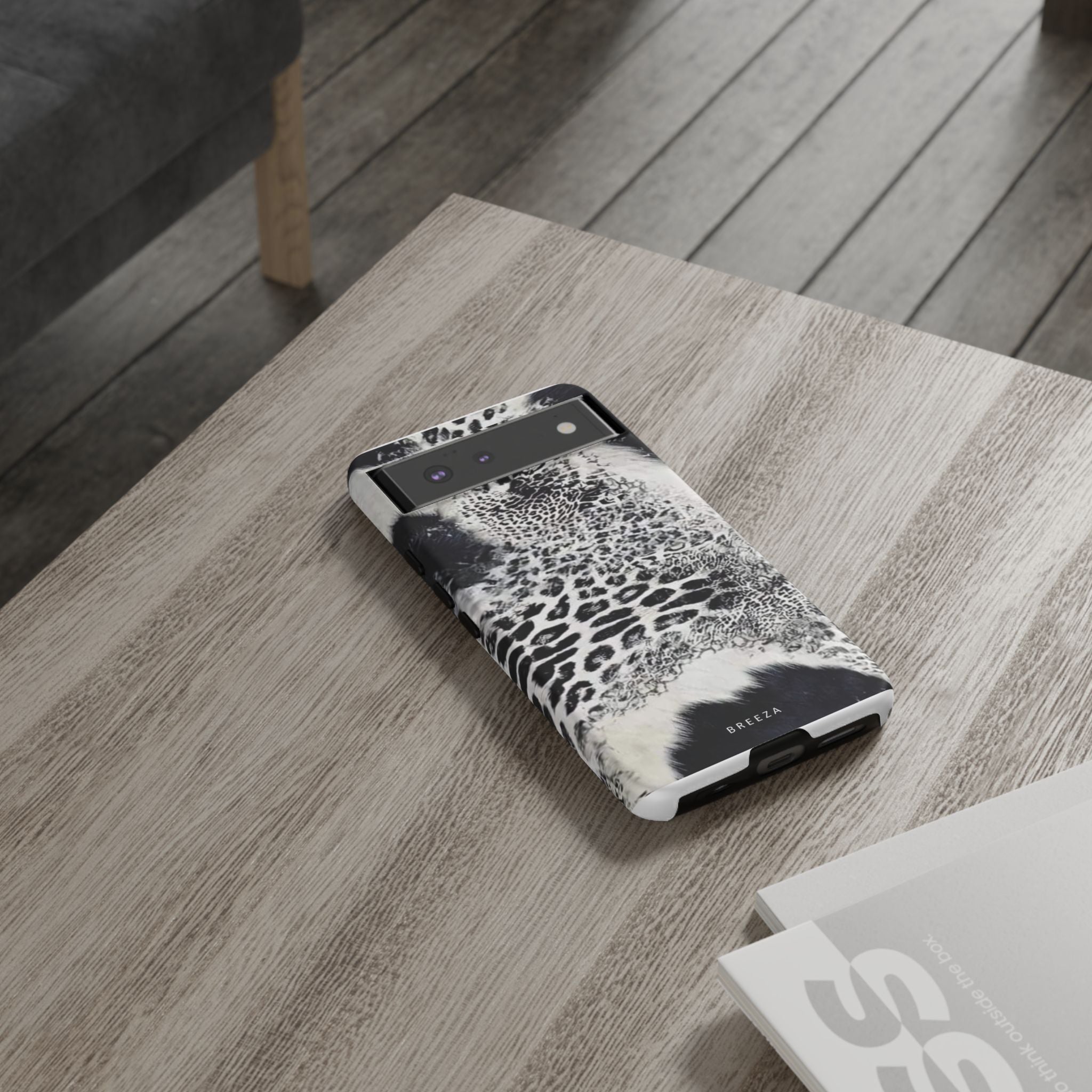 Black & White Leopard Print