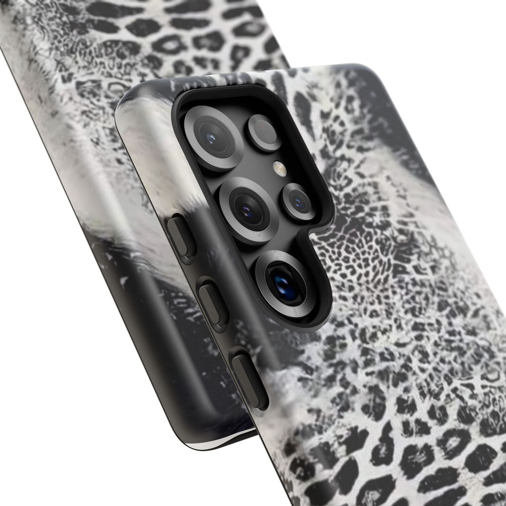 Black & White Leopard Print