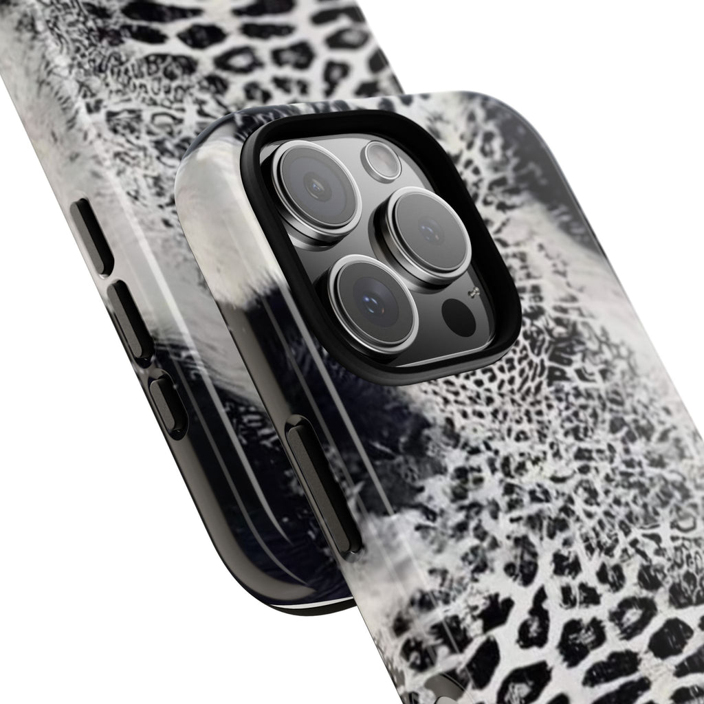 Black & White Leopard Print