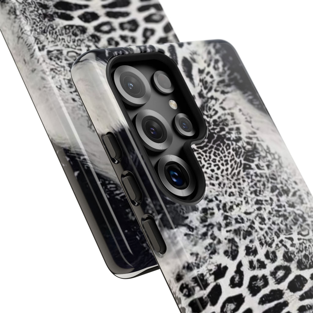 Black & White Leopard Print